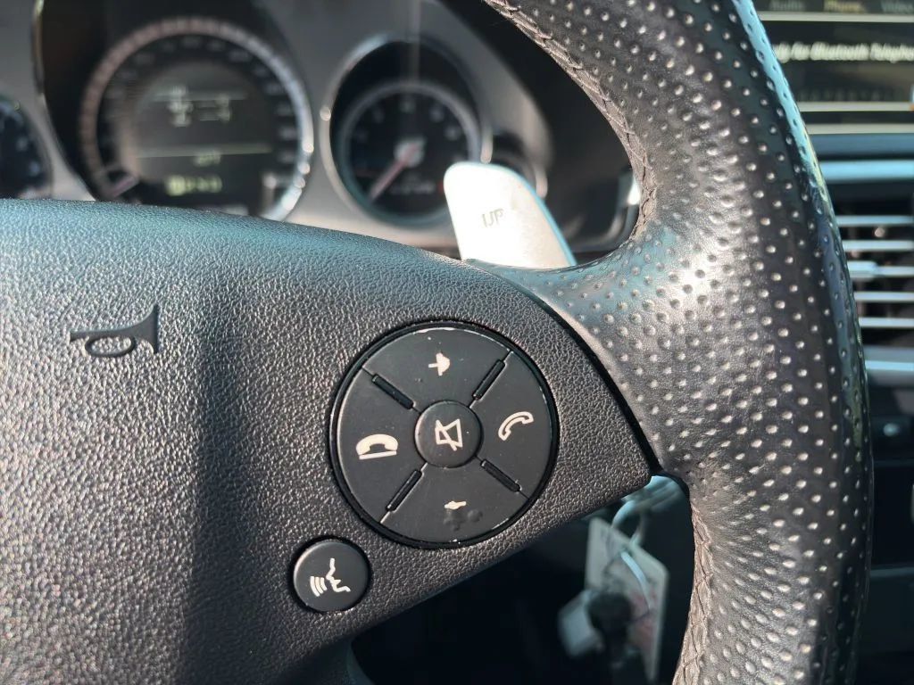 2010 Mercedes-Benz E-Class AMG, 6.3L V8, XENONS, TINTED, BLUETOOTH, SPOILER & MORE - 22609445 - 30