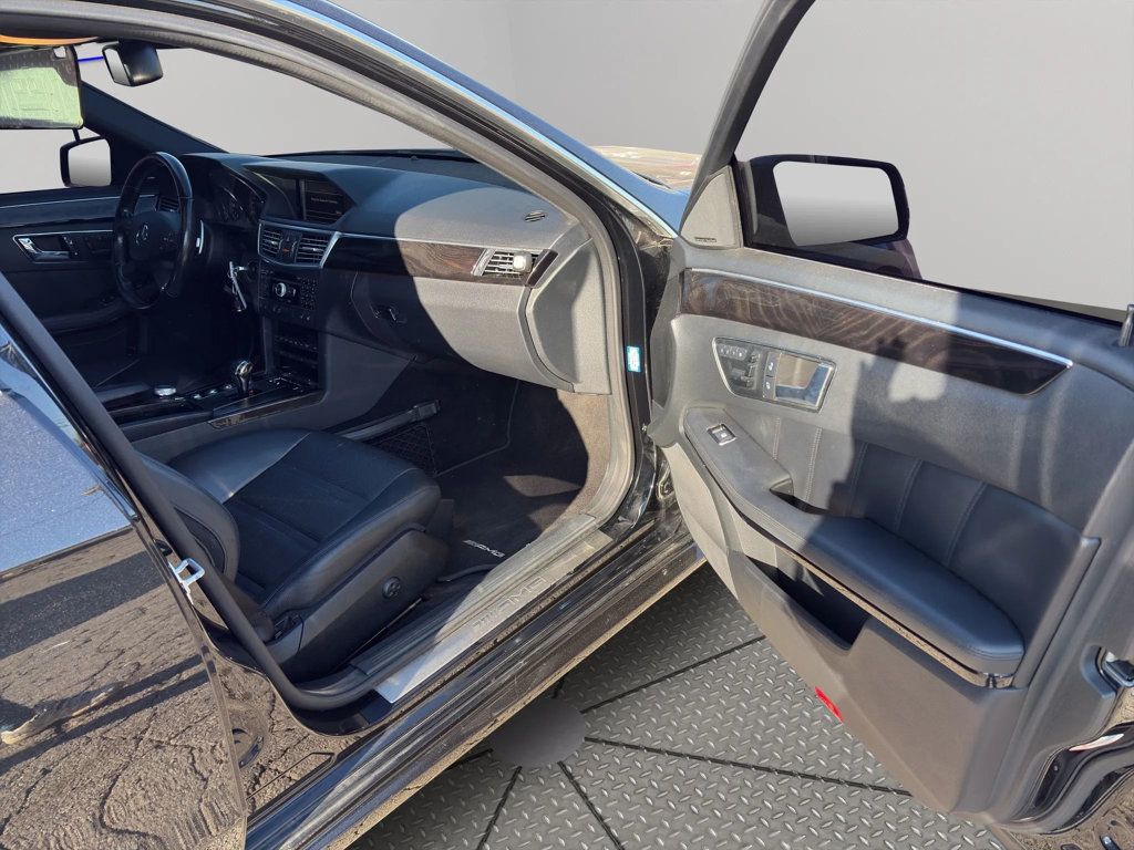 2010 Mercedes-Benz E-Class AMG, 6.3L V8, XENONS, TINTED, BLUETOOTH, SPOILER & MORE - 22609445 - 56