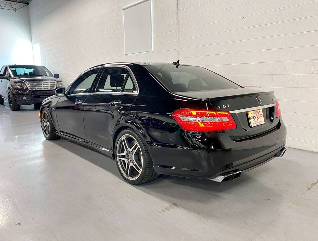 2010 Mercedes-Benz E-Class E63 AMG - 22616041 - 4