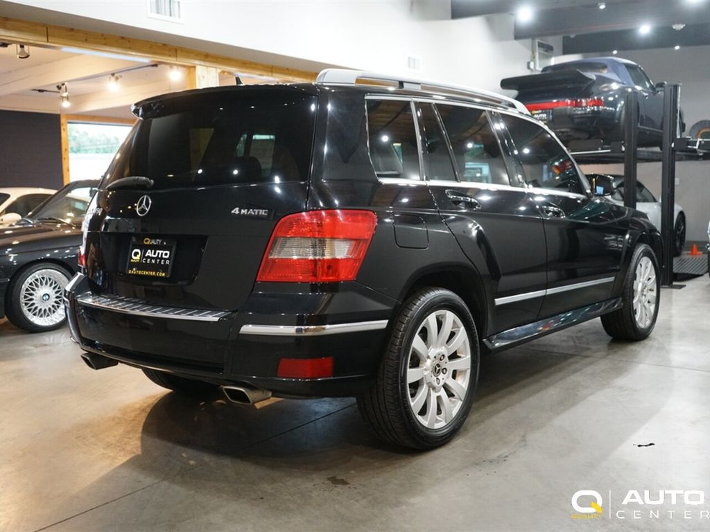 2010 Mercedes Benz GLK 4MATIC photo 4