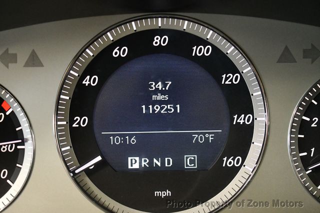 2010 Mercedes-Benz GLK 4MATIC 4dr GLK 350 - 23090439 - 29