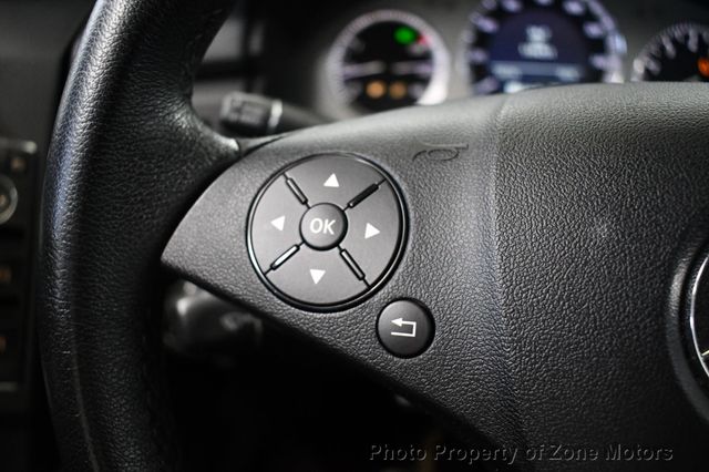 2010 Mercedes-Benz GLK 4MATIC 4dr GLK 350 - 23090439 - 30