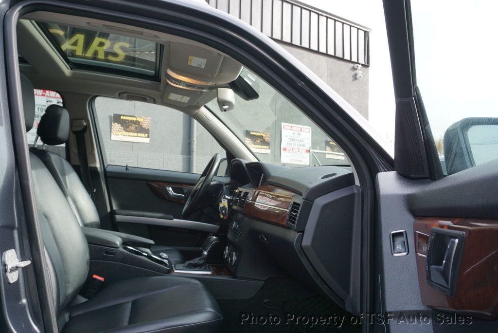 2010 Mercedes-Benz GLK 4MATIC 4dr GLK 350 PANO ROOF 20" WHEELS NAVI REAR CAM HOR SEATS  - 22943206 - 10