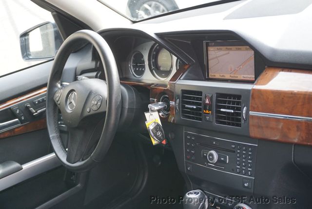 2010 Mercedes-Benz GLK 4MATIC 4dr GLK 350 PANO ROOF 20" WHEELS NAVI REAR CAM HOR SEATS  - 22943206 - 16