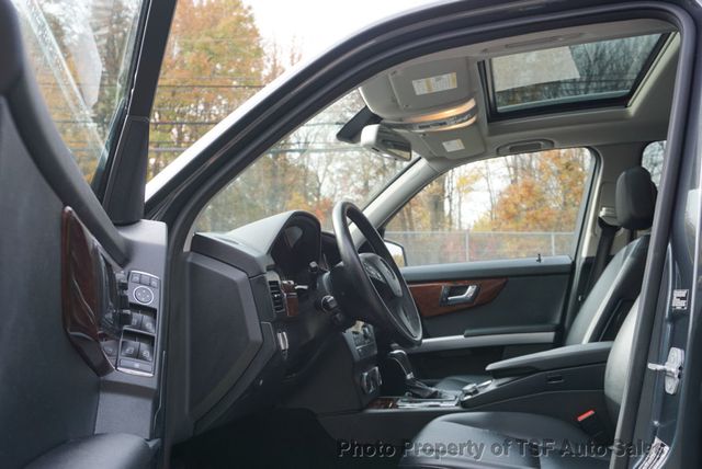 2010 Mercedes-Benz GLK 4MATIC 4dr GLK 350 PANO ROOF 20" WHEELS NAVI REAR CAM HOT SEATS  - 22943206 - 9