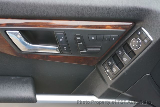 2010 Mercedes-Benz GLK 4MATIC 4dr GLK 350 PANO ROOF 20" WHEELS NAVI REAR CAM HOT SEATS  - 22943206 - 27