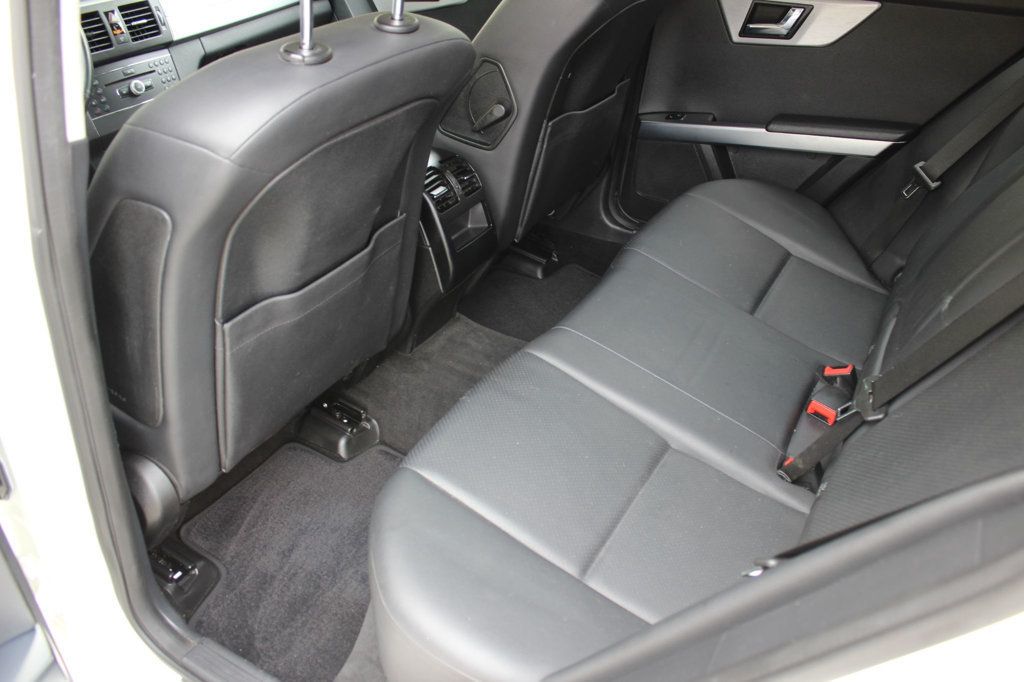 2010 Mercedes-Benz GLK GLK 350 RWD 4dr 350 - 23007555 - 19