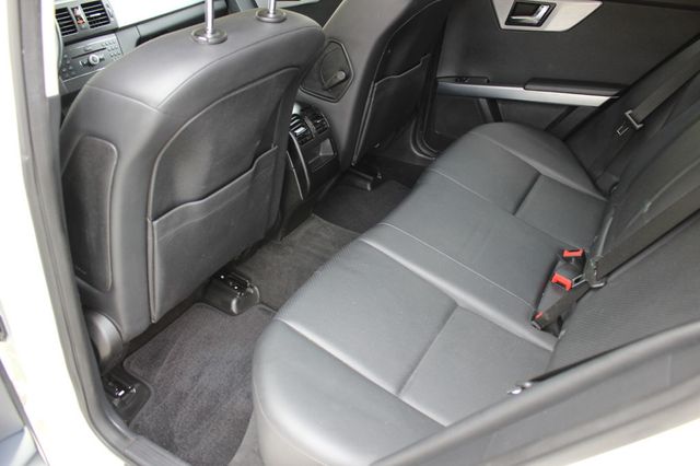 2010 Mercedes-Benz GLK GLK 350 RWD 4dr 350 - 23007555 - 19