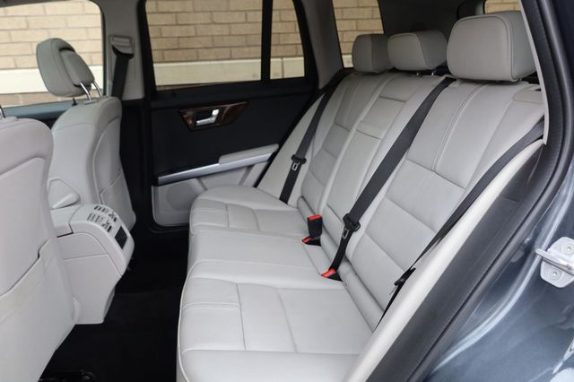 2010 Mercedes-Benz GLK-Class GLK 350 - 23039333 - 19