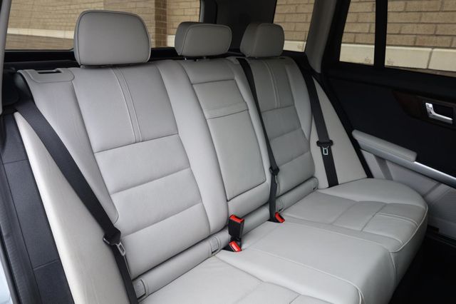 2010 Mercedes-Benz GLK-Class GLK 350 - 23039333 - 23