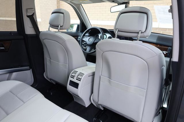 2010 Mercedes-Benz GLK-Class GLK 350 - 23039333 - 24