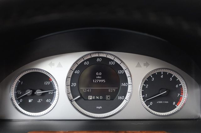 2010 Mercedes-Benz GLK-Class GLK 350 - 23039333 - 52