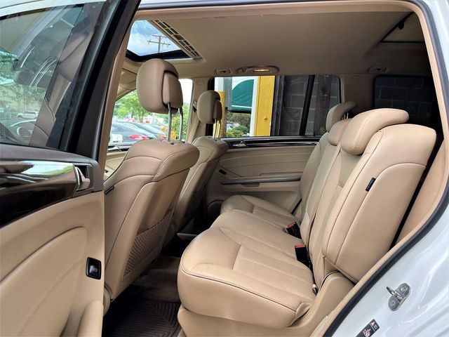 2010 Mercedes-Benz GL-Class GL 350 BlueTEC AWD 4MATIC 4dr SUV - 21484158 - 19