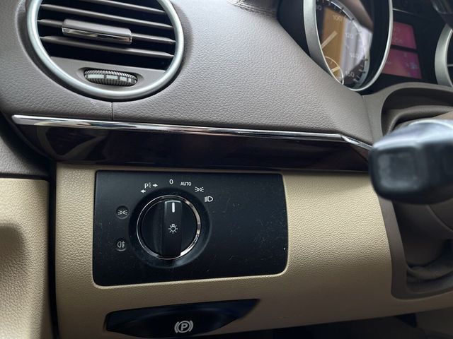 2010 Mercedes-Benz GL-Class GL 350 BlueTEC AWD 4MATIC 4dr SUV - 21484158 - 31