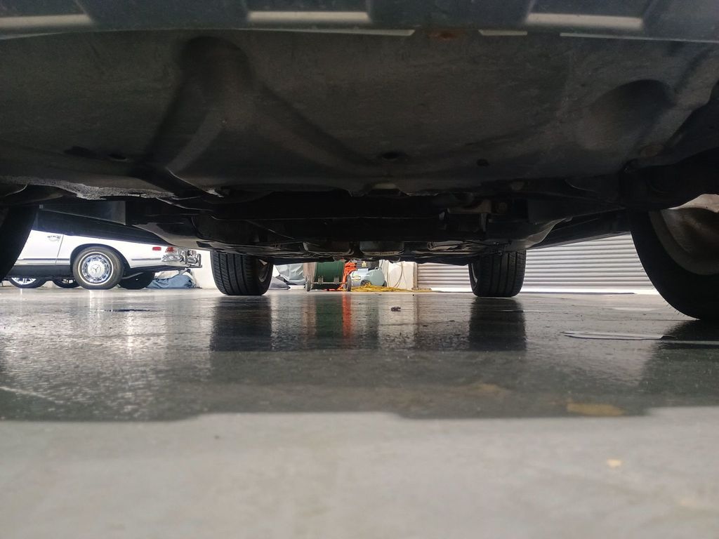 2010 Mercedes-Benz M-Class ML 550 4MATIC 4dr ML550 AMG Sport Clean Carfax - 22964323 - 41