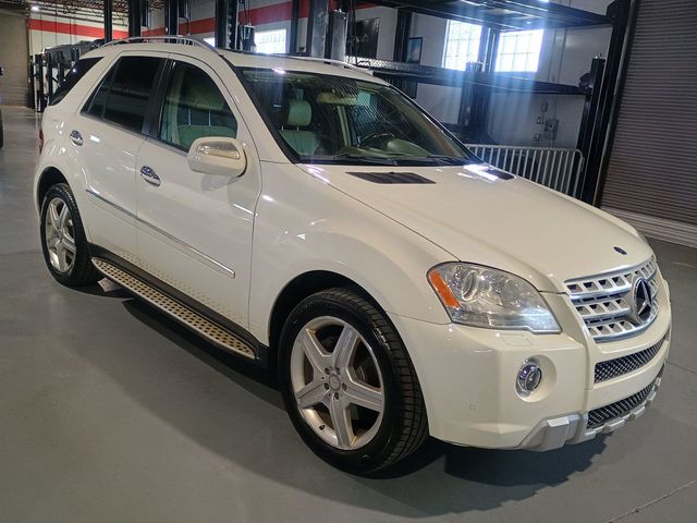 2010 Mercedes-Benz M-Class ML 550 4MATIC 4dr ML550 AMG Sport Clean Carfax - 22964323 - 6