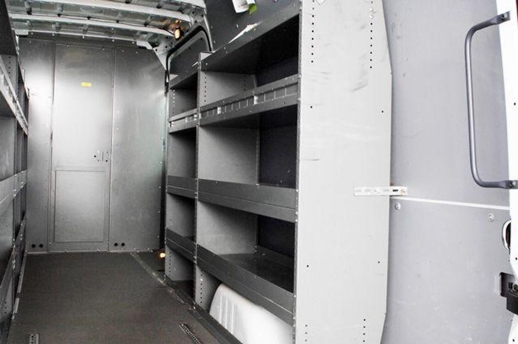 2010 Mercedes-Benz Sprinter 3500 - 12036986 - 9