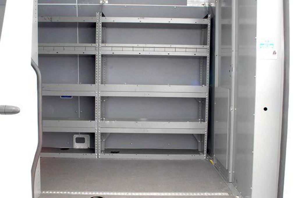 2010 Mercedes-Benz Sprinter 3500 - 12036986 - 11