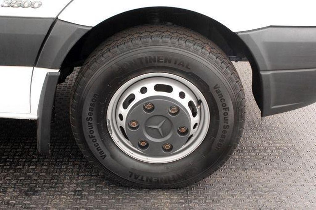 2010 Mercedes-Benz Sprinter 3500 - 12036986 - 21