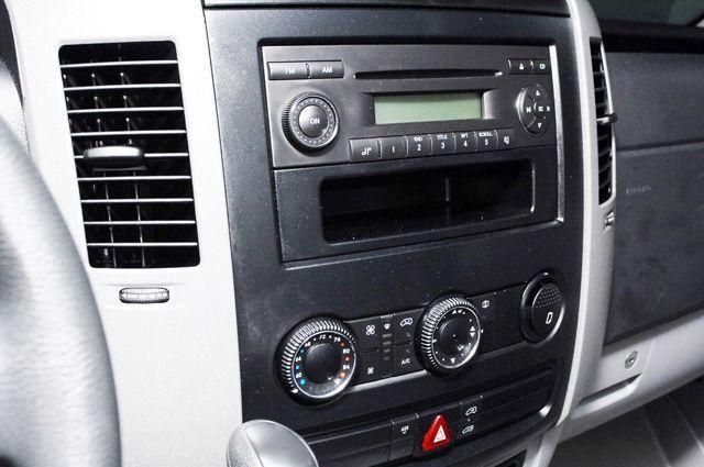 2010 Mercedes-Benz Sprinter 3500 - 12036986 - 26