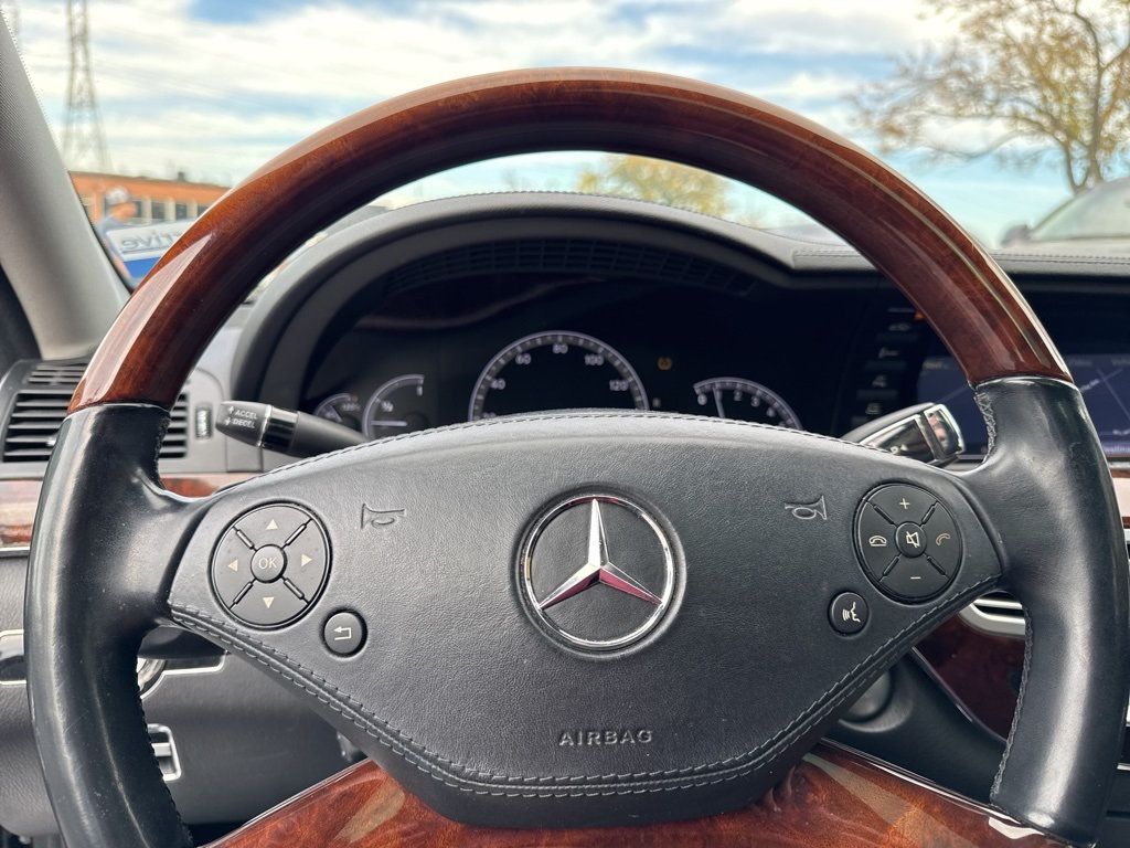 2010 Mercedes-Benz S-Class 4dr Sedan S 550 4MATIC - 22938245 - 10