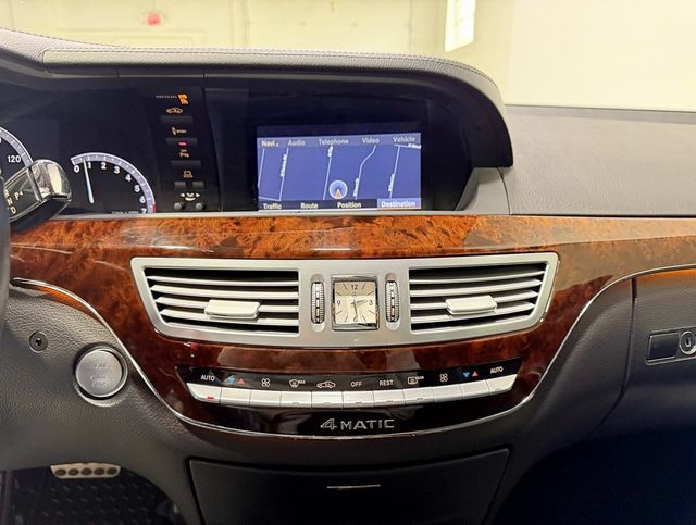 2010 Mercedes-Benz S-Class 4dr Sedan S 550 4MATIC - 22938245 - 18