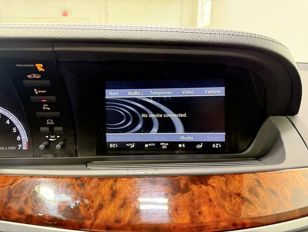 2010 Mercedes-Benz S-Class 4dr Sedan S 550 4MATIC - 22938245 - 20