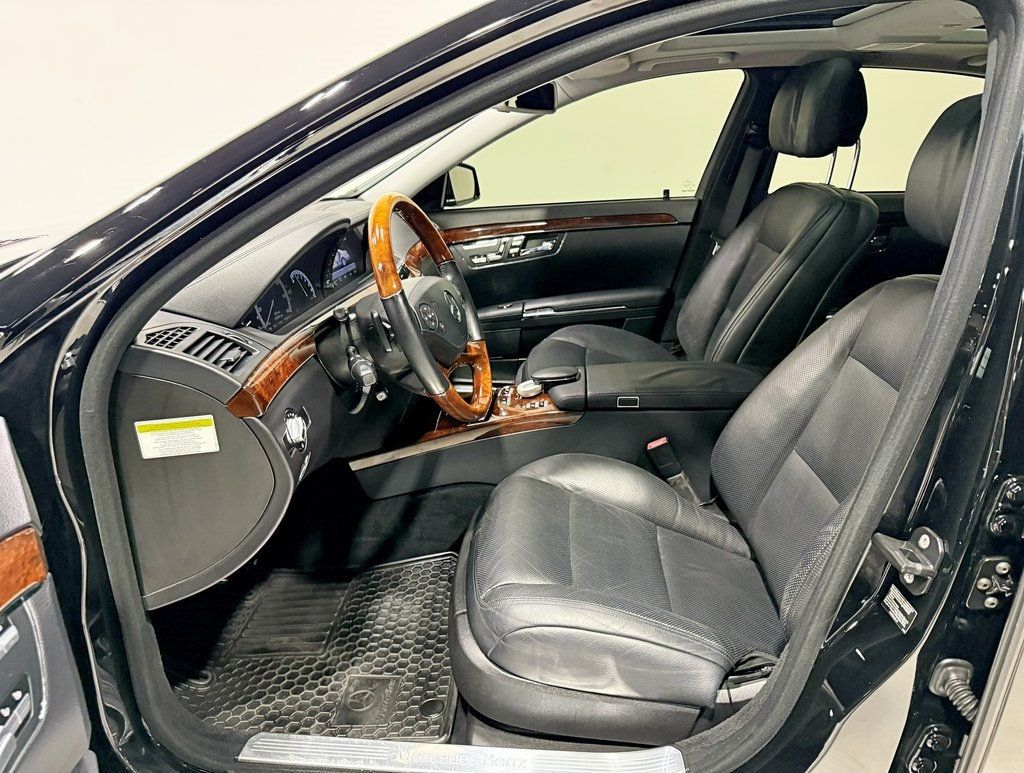 2010 Mercedes-Benz S-Class 4dr Sedan S 550 4MATIC - 22938245 - 30