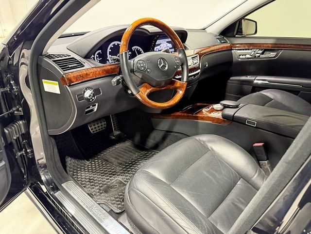 2010 Mercedes-Benz S-Class 4dr Sedan S 550 4MATIC - 22938245 - 32