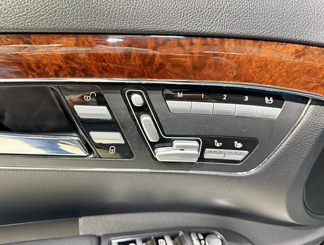 2010 Mercedes-Benz S-Class 4dr Sedan S 550 4MATIC - 22938245 - 36