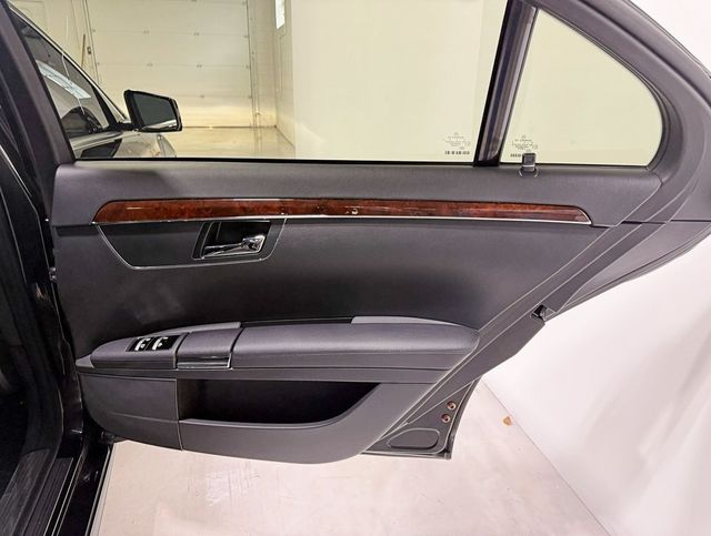 2010 Mercedes-Benz S-Class 4dr Sedan S 550 4MATIC - 22938245 - 51