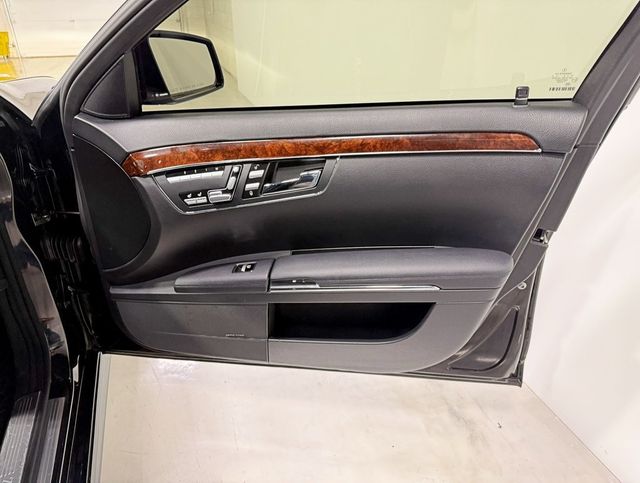 2010 Mercedes-Benz S-Class 4dr Sedan S 550 4MATIC - 22938245 - 56