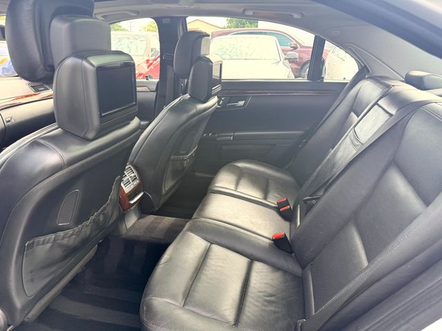 2010 Mercedes-Benz S-Class 4dr Sedan S 550 4MATIC - 23078780 - 17