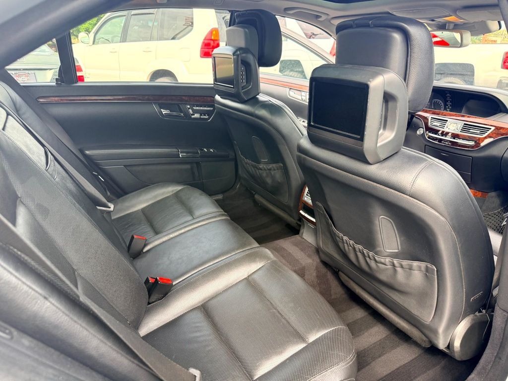 2010 Mercedes-Benz S-Class 4dr Sedan S 550 4MATIC - 23078780 - 22