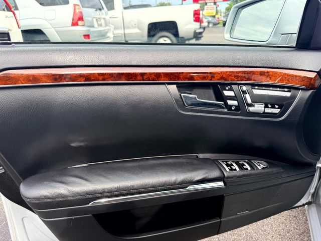 2010 Mercedes-Benz S-Class 4dr Sedan S 550 4MATIC - 23078780 - 8