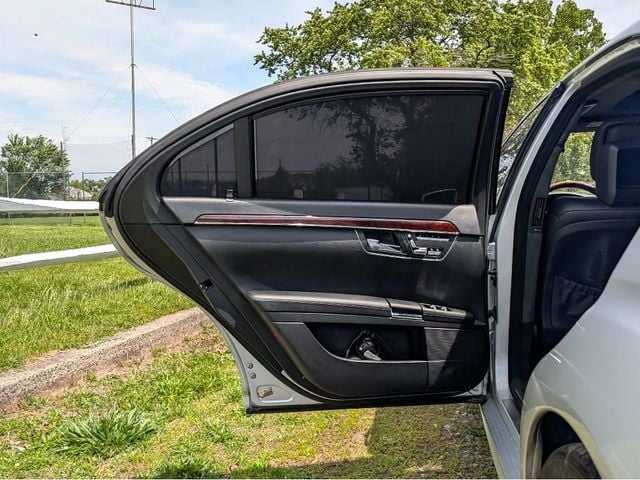 2010 Mercedes-Benz S-Class 4dr Sedan S63 AMG RWD - 23022327 - 10