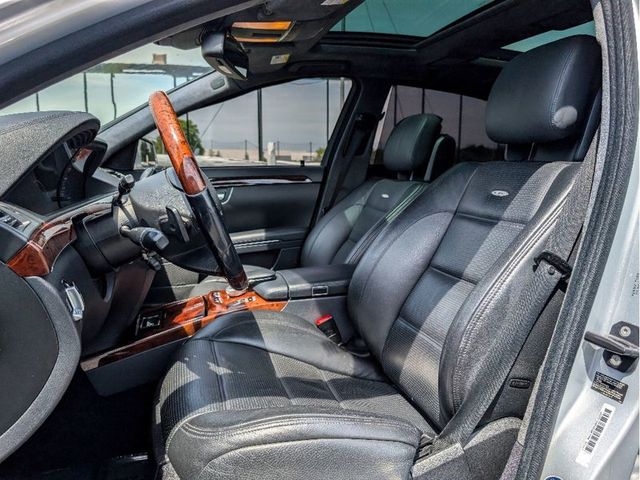 2010 Mercedes-Benz S-Class 4dr Sedan S63 AMG RWD - 23022327 - 14