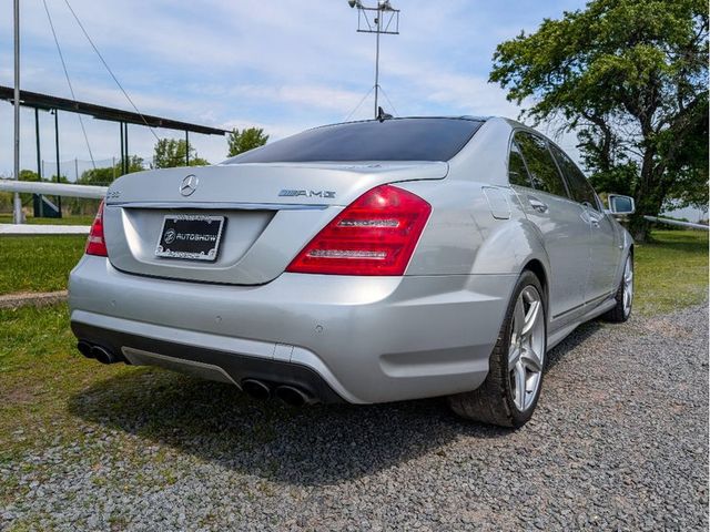2010 Mercedes-Benz S-Class S63 AMG's photo