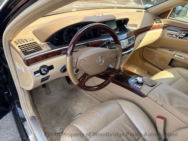2010 Mercedes-Benz S-Class S 550 4dr Sedan S550 4MATIC - 23094623 - 6