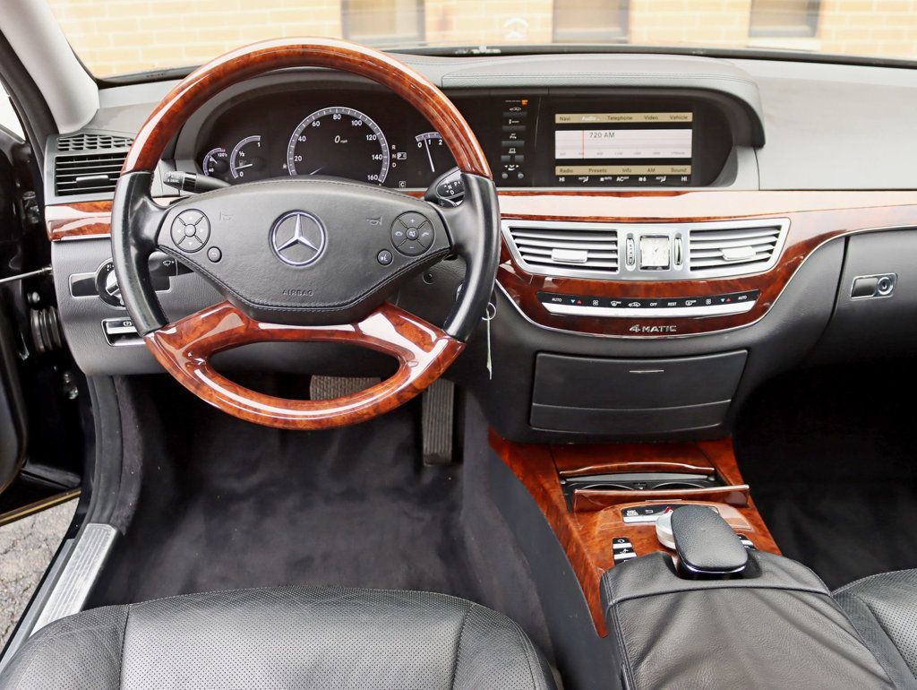2010 Mercedes-Benz S-Class S 550 4dr Sedan S550 4MATIC - 22994076 - 10