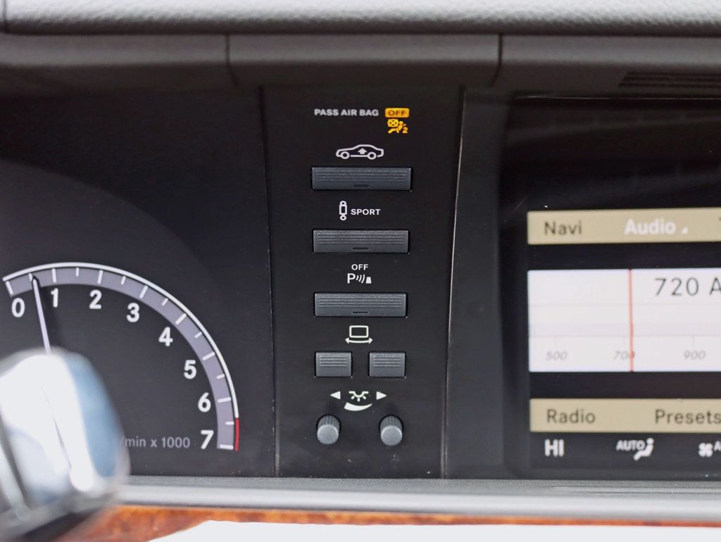 2010 Mercedes-Benz S-Class S 550 4dr Sedan S550 4MATIC - 22994076 - 12