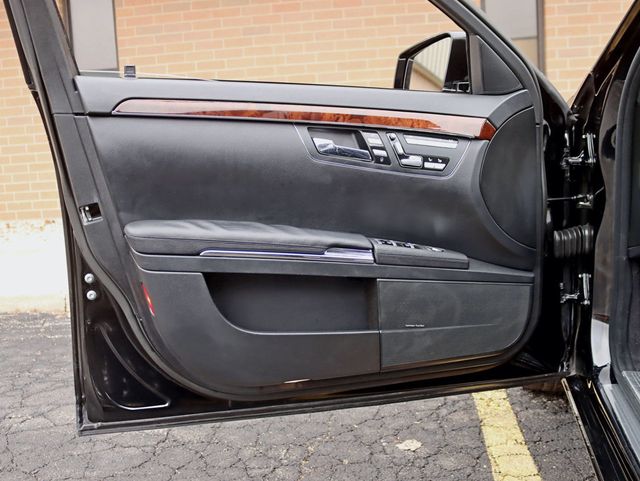 2010 Mercedes-Benz S-Class S 550 4dr Sedan S550 4MATIC - 22994076 - 28