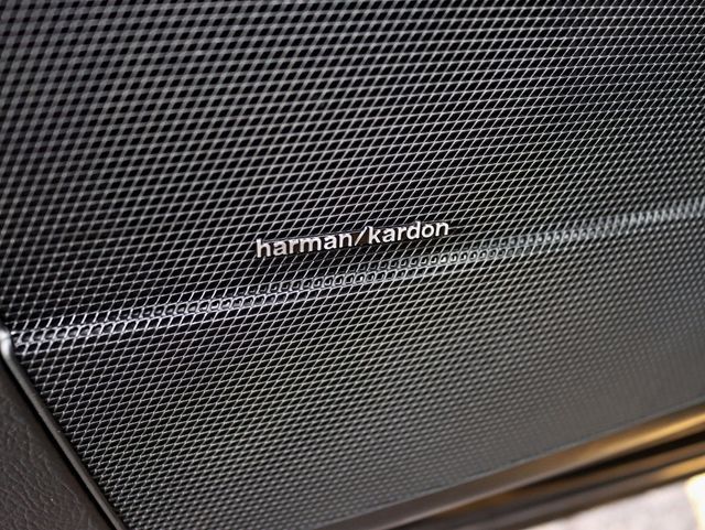 2010 Mercedes-Benz S-Class S 550 4dr Sedan S550 4MATIC - 22994076 - 30