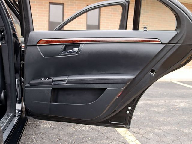 2010 Mercedes-Benz S-Class S 550 4dr Sedan S550 4MATIC - 22994076 - 33