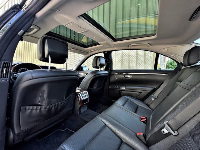 2010 Mercedes-Benz S-Class S 550 4MATIC AWD 4dr Sedan - 21436996 - 24