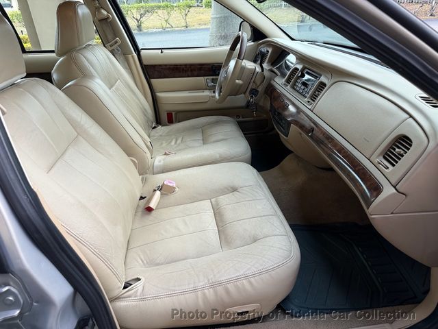 2010 Mercury Grand Marquis LS Sedan Ultimate Edition - 22985262 - 32