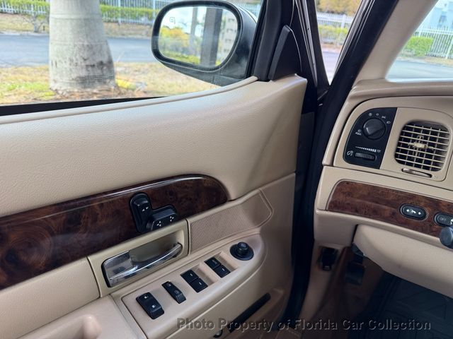 2010 Mercury Grand Marquis LS Sedan Ultimate Edition - 22985262 - 52