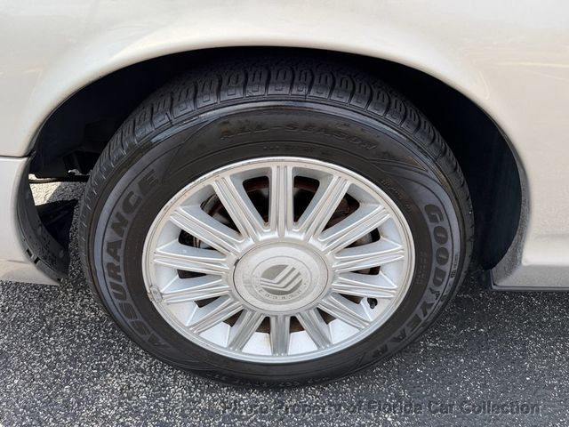 2010 Mercury Grand Marquis LS Sedan Ultimate Edition - 22985262 - 66