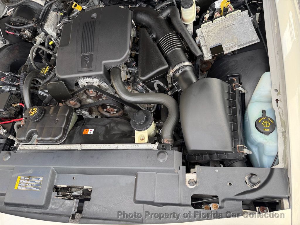 2010 Mercury Grand Marquis LS Sedan Ultimate Edition - 22985262 - 73