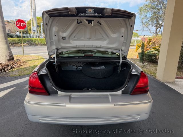 2010 Mercury Grand Marquis LS Sedan Ultimate Edition - 22985262 - 74